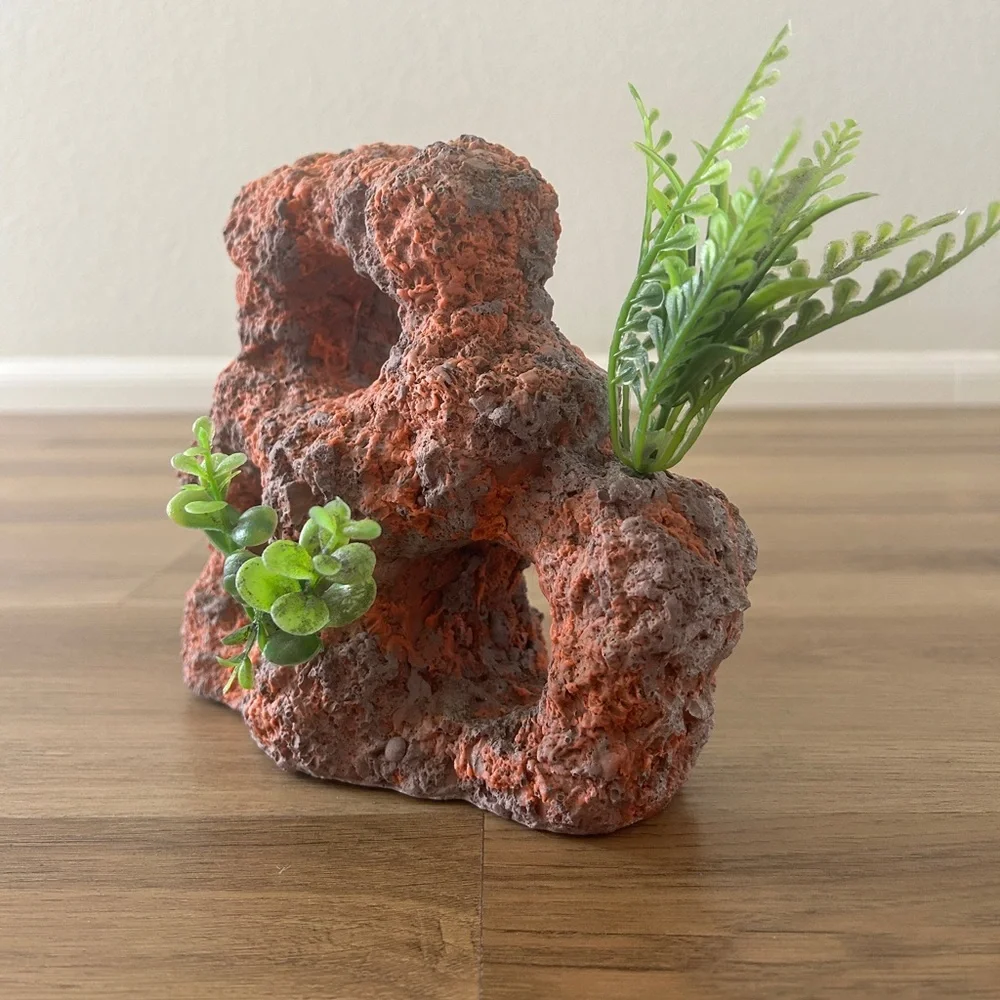 Volcanic Rock Aquarium Decoration with Faux Plants – Natural Lava Style- Used